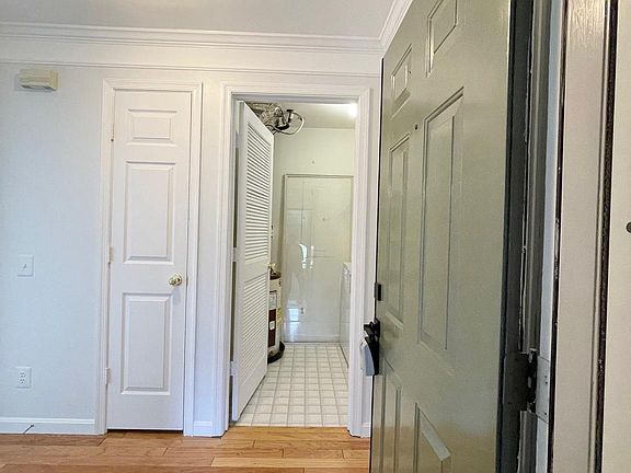 2nd image of 2800 Emma Lee St APT 301