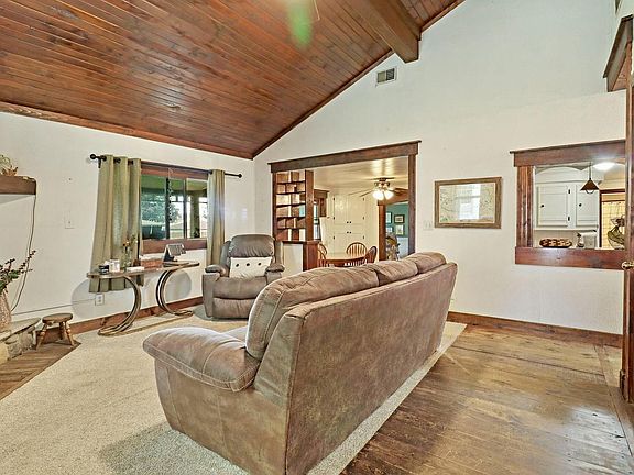 3rd image of 2602 W Mangold AVENUE