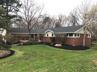 24475 Hilltop Dr, Beachwood, OH