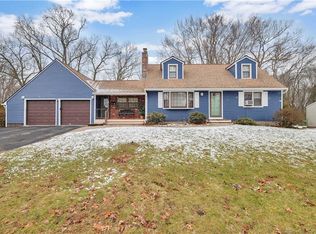 56 Field Rd, Enfield, CT 06082