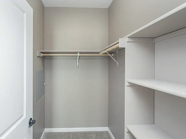 Timberline Apartments — Photo 35