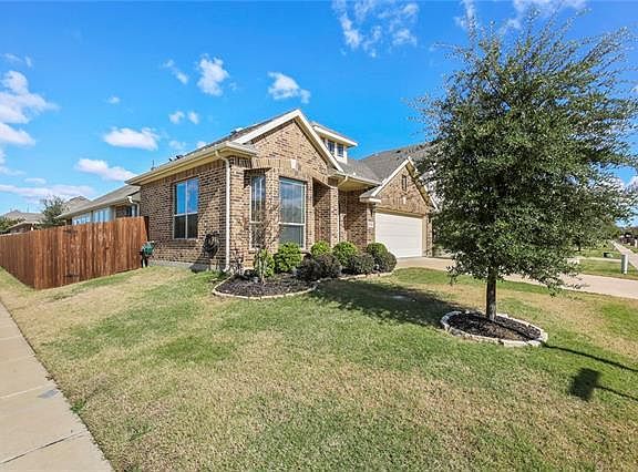 3rd image of 2601 Waterdance Dr