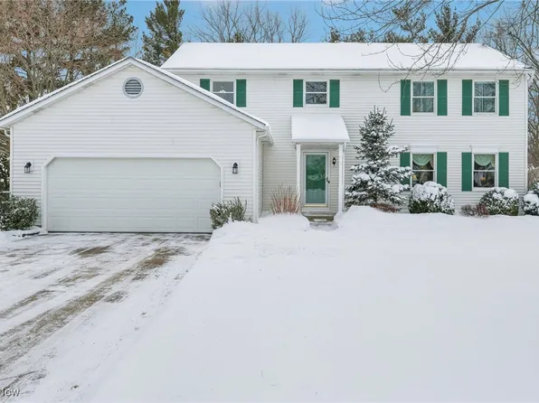 396 Creekside Dr, Avon Lake, OH 44012