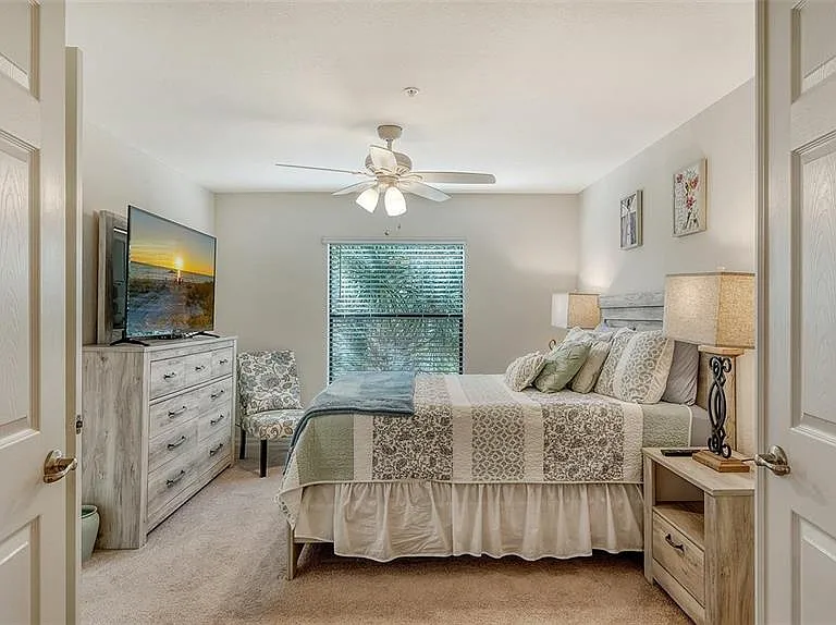 5537 Palmer Cir #201 — Photo 33