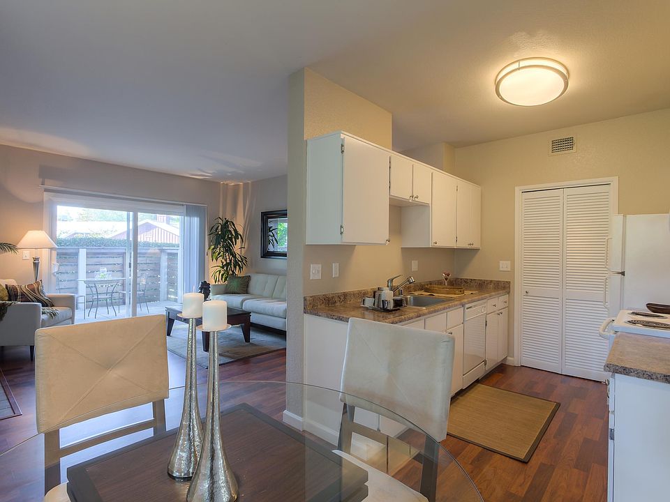 1st image of 6549 Cotton Wood Cir APT G