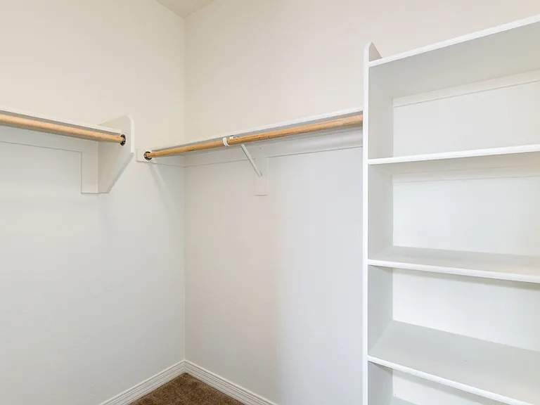 1674 N Hester Trl — Photo 20