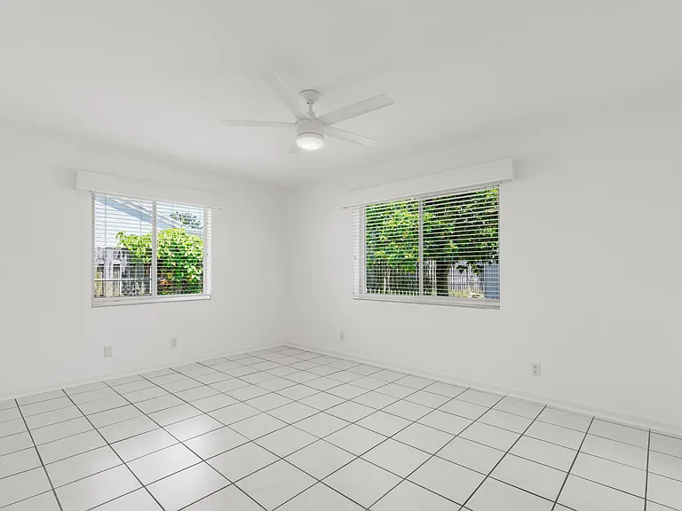 360 Palmetto St — Photo 21