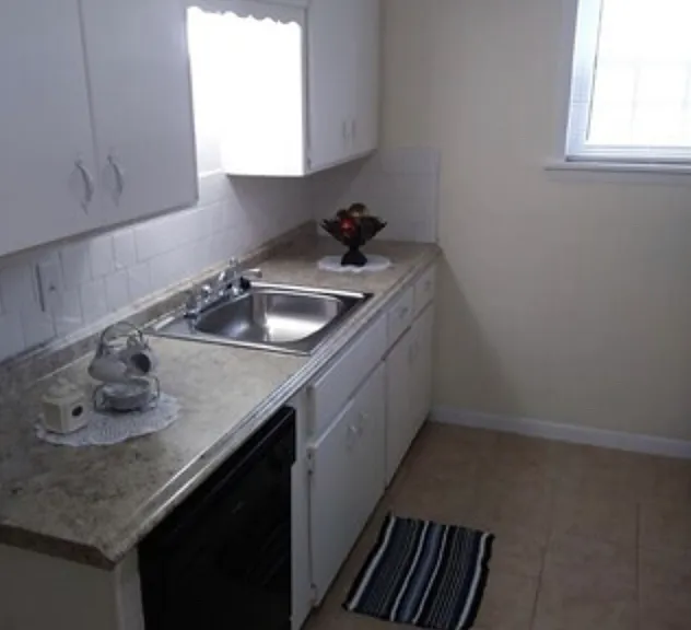 1401 NW Williams Ave — Photo 15