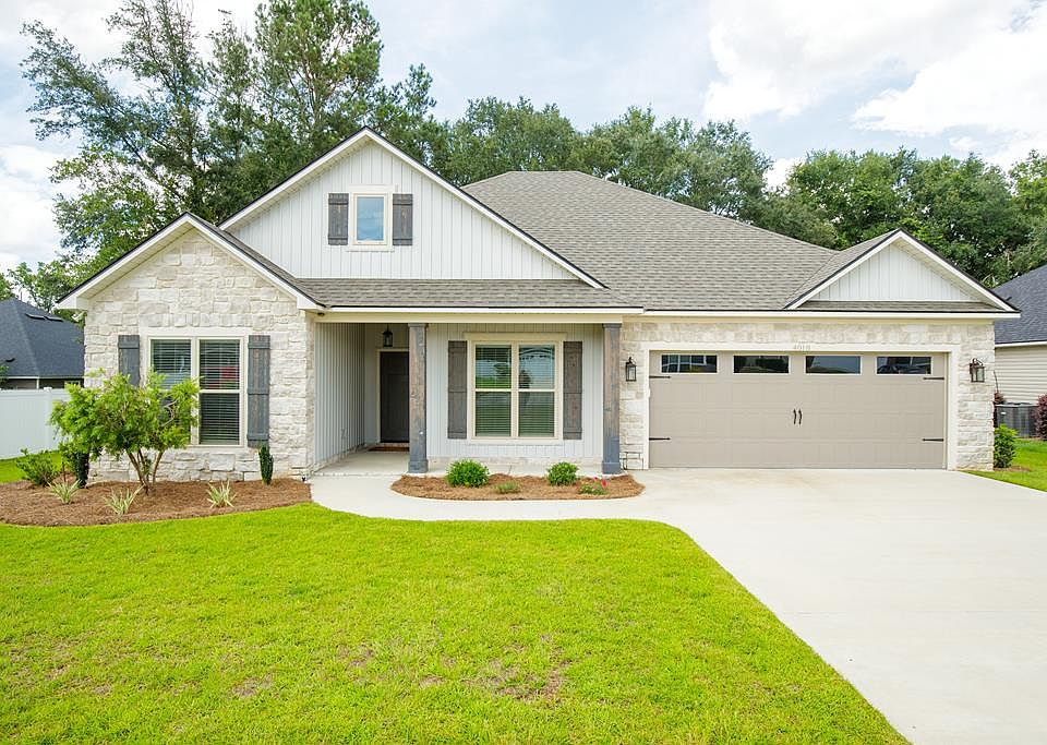 1st image of 4018 Hawthorne Dr
