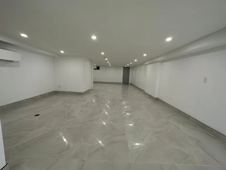 1129 Broadway #1B — Photo 3