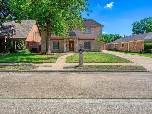 15623 Ensenada Drive, Houston, TX 77083