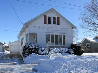 1012 Central St, Oshkosh, WI 54901