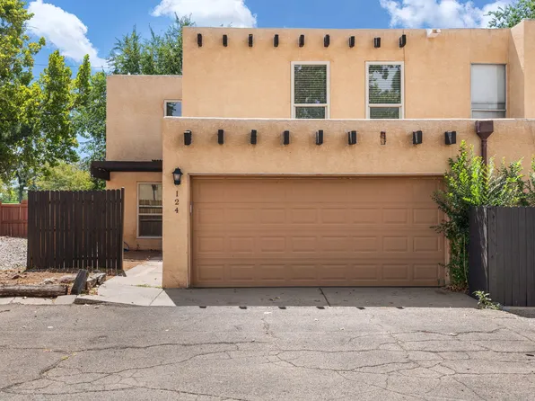 124 Calle Olas Altos NE, Albuquerque, NM 87109
