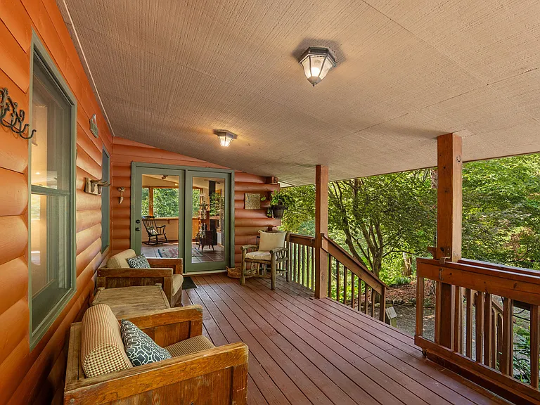 150 Avondale Ridge Rd — Photo 22