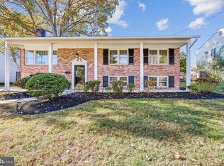 11712 Seven Locks Rd, Potomac, MD 20854