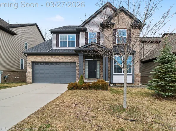 4817 W Stonegate Cir, Orion, MI 48359