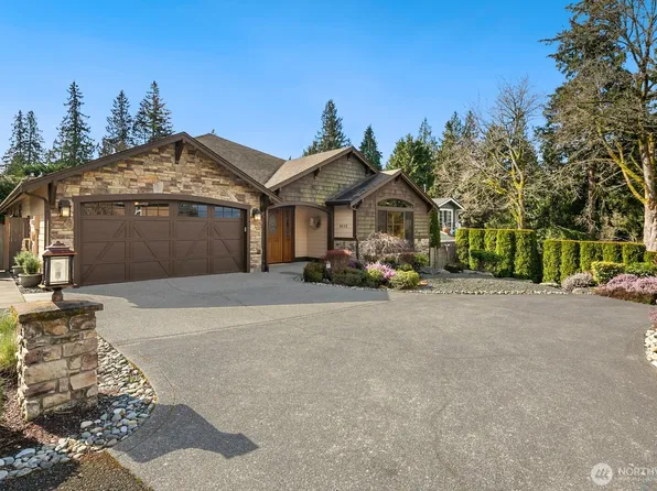8512 184th Street SW, Edmonds, WA 98026