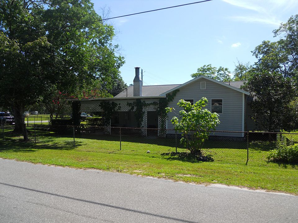 2nd image of 3014 Ten Acre Rd