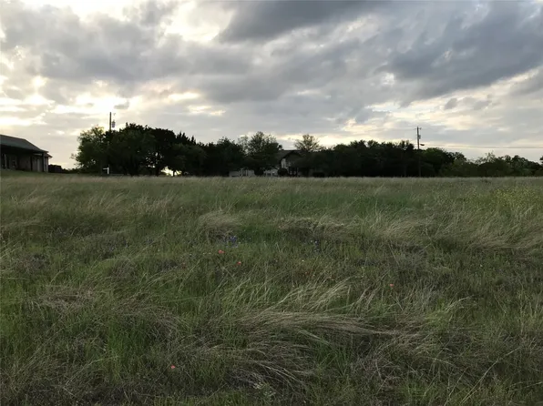 19093 White Bluff Dr, Whitney, TX 76692