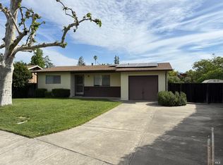 1924 Vineyard Avenue, St. Helena, CA 94574