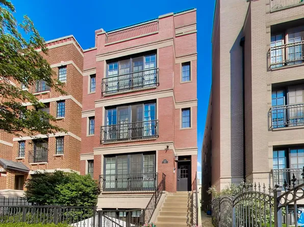 3721 N Wilton Ave APT 1, Chicago, IL 60613