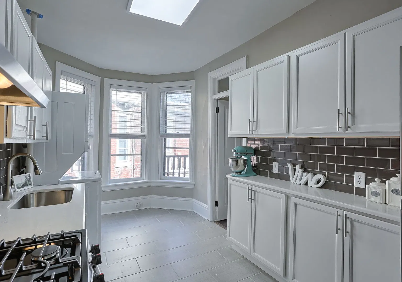 1523 Green Street — Photo 2