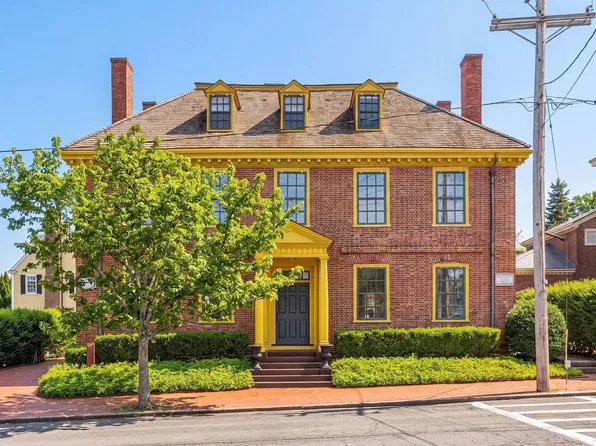 17 Federal St, Newburyport, MA 01950