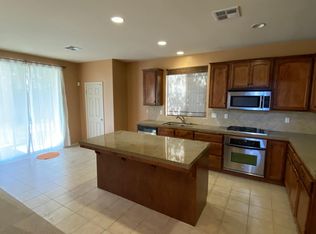 9017 Staten Island Dr, Bakersfield, CA 93311