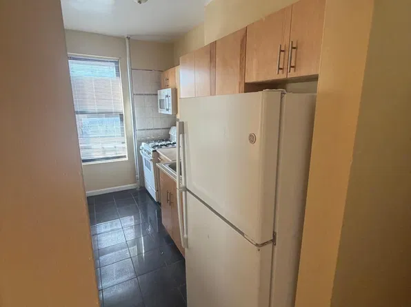 157 Vermilyea Avenue image 1 of 10