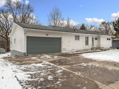 2010 11th Ave NE, Austin, MN, 55912