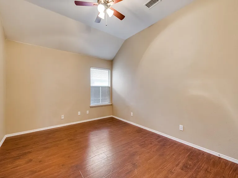 4309 Lone Rock Ct — Photo 14
