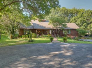 2265 W Whitten Rd, Carthage, MO 64836