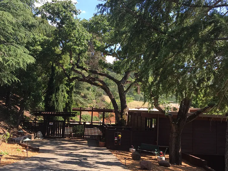 Rimrock Dr — Photo 2