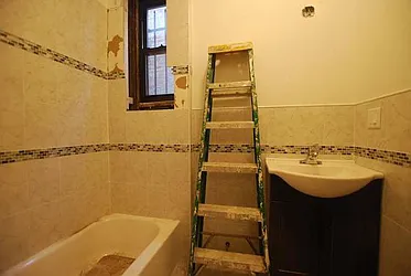 Rented by U2Apartment LLC