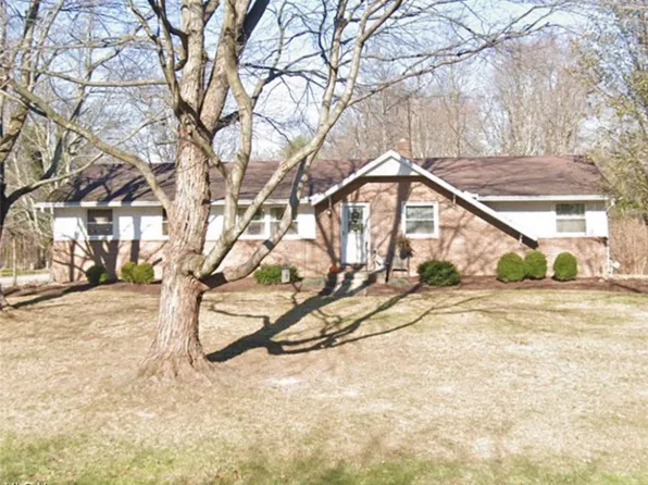 6600 Ivyhill Dr NW, Canal Fulton, OH 44614