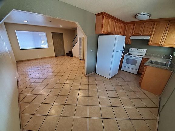 2nd image of 601 E 7th St APT C104