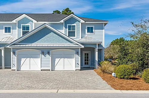 135 Golden Bell Ct Photo 1