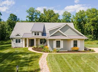 8886 Mayhew Rd, Fort Wayne, IN 46835