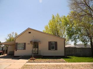 1208 W 10th St, North Platte, NE 69101