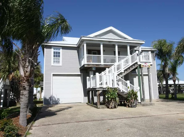 309 Lafourche Ave, Grand Isle, LA 70358