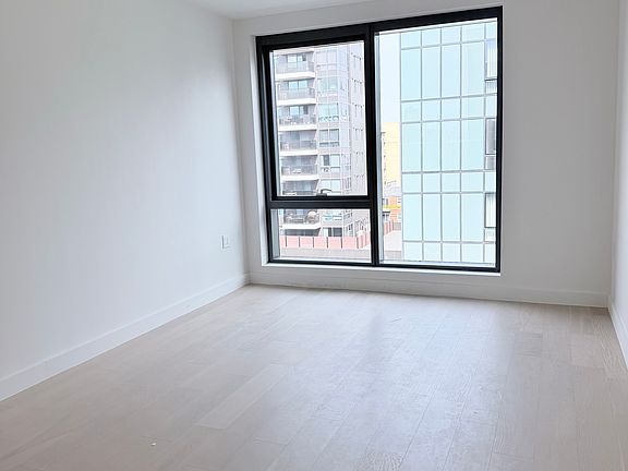 3rd image of 144-49 Northern Blvd #304