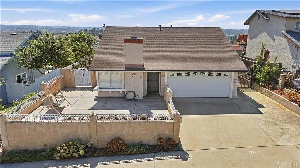 3 bed, 1068 sqft, $3,700 — Photo 3