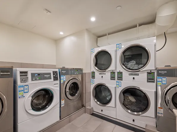 153-10 88th Avenue image 33 of 44