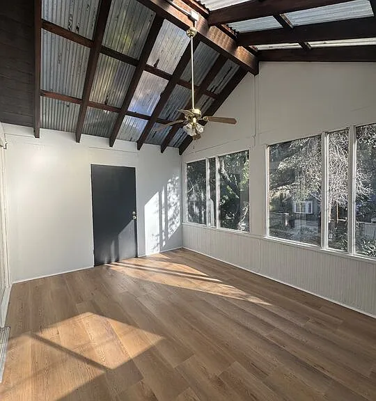 825 N Beverly Glen Blvd — Photo 5