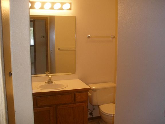 5th image of 3624 E 2nd Ave #A