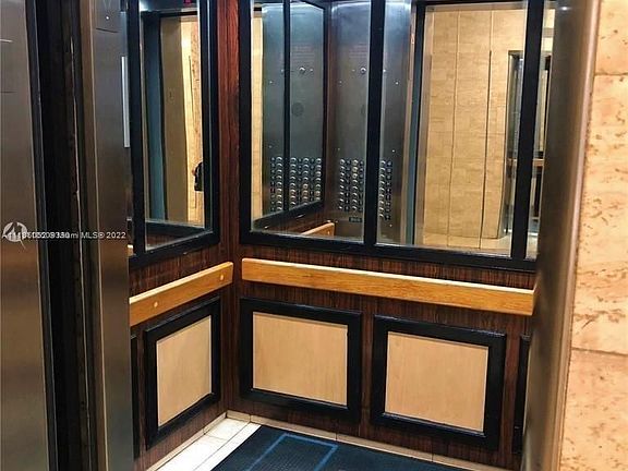 3rd image of 2750 NE 183rd St APT 1912