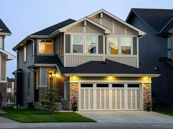 128 N Sundown Vw, Cochrane, AB T4C 2N9