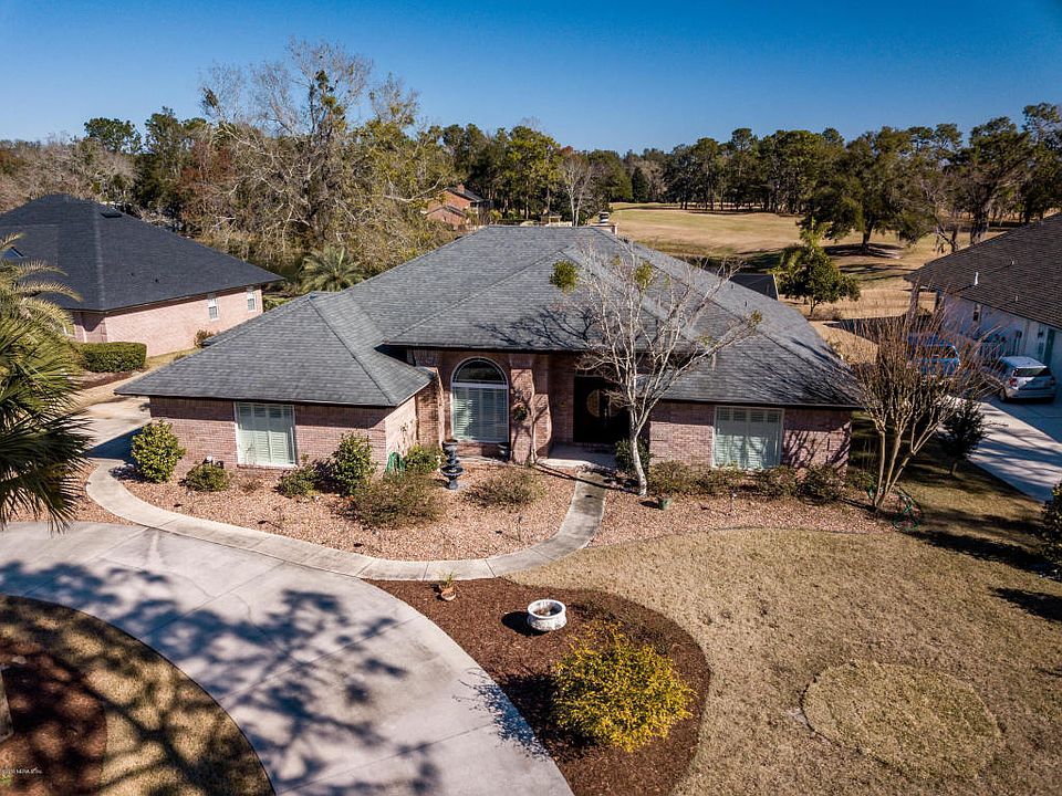 1st image of 1818 Colonial Dr