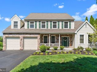 18 Sawmill Ln, Newtown, PA 18940