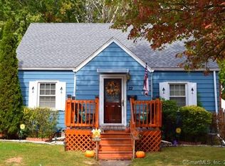 22 Edgemere Ave, West Hartford, CT 06110